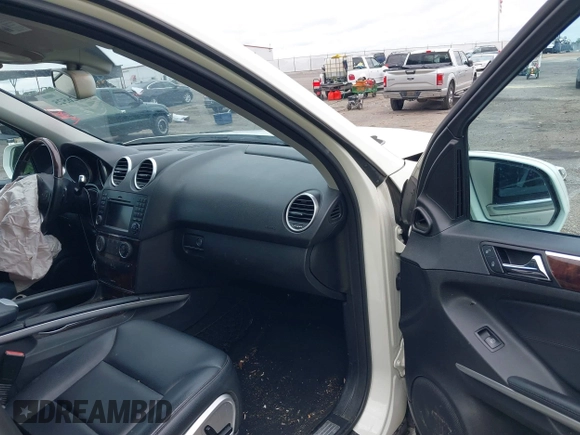 2010 Mercedes-Benz M 350 with VIN 4JGBB5GB5AA603377, listed as a IAAI auction lot 39926525 with 223,308 mi miles and . Bid and sale history available at DreamBid. Image 5.