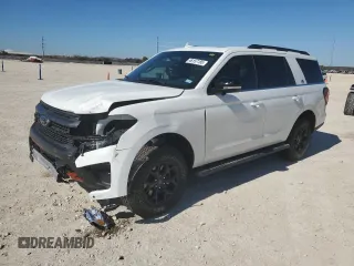 2024 Ford Expedition Timberline z VIN 1FMJU1RG3REA64205, wystawiony jako Copart lot #46157185 z przebiegiem 5 999 mil mil oraz Szkoda całkowita • Salvage title. Historia ofert i sprzedaży dostępna na DreamBid. Obrazek 1.
