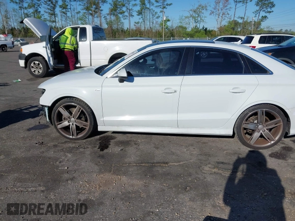 2016 Audi A3 z VIN WAUG7GFF8G1015815, wystawiony jako IAAI lot #41826434 z przebiegiem 84 120 mil mil oraz . Historia ofert i sprzedaży dostępna na DreamBid. Obrazek 14.