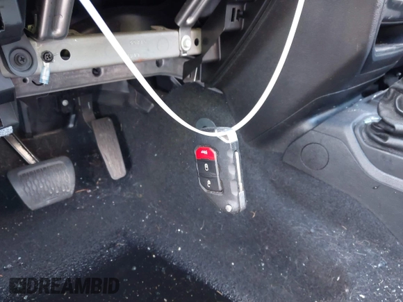 2020 Jeep Wrangler Unlimited Sport S с VIN 1C4HJXDG1LW237484, выставлен на аукционе IAAI как лот 41310965 с пробегом Не указан миль и . История ставок и продаж доступна на DreamBid. Изображение 11.