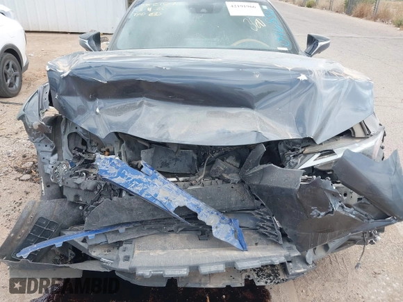 2021 Lexus IS 300 z VIN JTHC81F21M5046836, wystawiony jako IAAI lot #42191966 z przebiegiem 41 806 mil mil oraz . Historia ofert i sprzedaży dostępna na DreamBid. Obrazek 6.