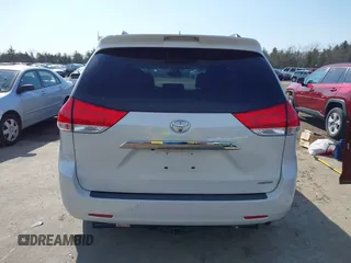 2011 Toyota Sienna XLE AAS with VIN 5TDYK3DC7BS054012, listed as a IAAI auction lot 41752182 with 123,226 mi miles and . Bid and sale history available at DreamBid. Image 16.