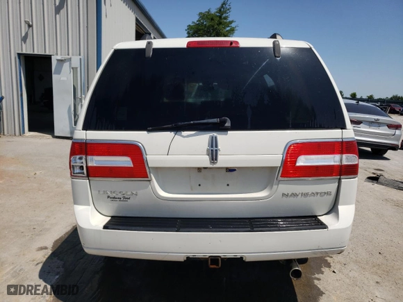 2008 Lincoln Navigator with VIN 5LMFU28508LJ12942, listed as a Copart auction lot 64409014 with 239,091 mi miles and Non Repairable. Bid and sale history available at carsss.com. Image 6.