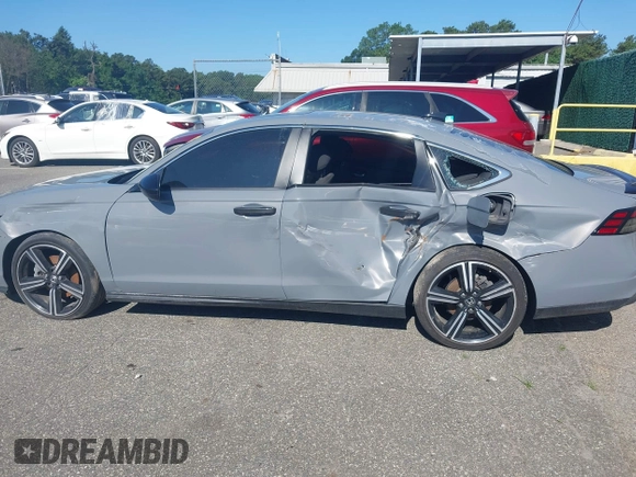 2024 Honda Accord Touring with VIN 1HGCY2F88RA092210, listed as a IAAI auction lot 42564329 with 35,037 mi miles and . Bid and sale history available at DreamBid. Image 14.