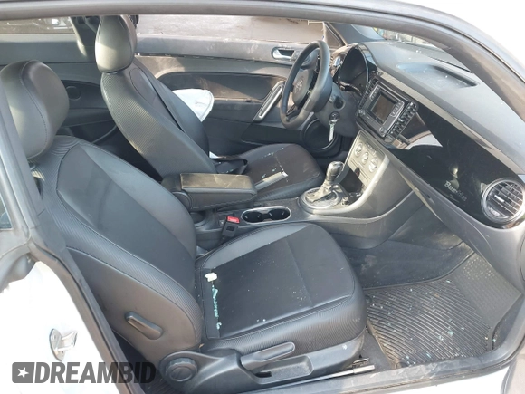 2017 Volkswagen Beetle Fleet with VIN 3VWF17AT7HM624005, listed as a IAAI auction lot 42595911 with 75,332 mi miles and . Bid and sale history available at DreamBid. Image 5.