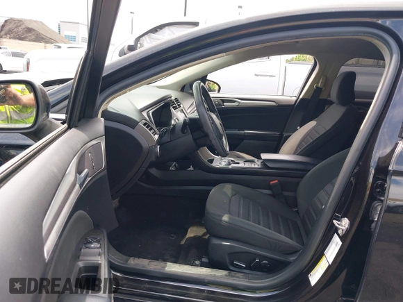 2020 Ford Fusion SE с VIN 3FA6P0HD2LR120129, выставлен на аукционе IAAI как лот 42359398 с пробегом 58 692 миль миль и . История ставок и продаж доступна на DreamBid. Изображение 5.