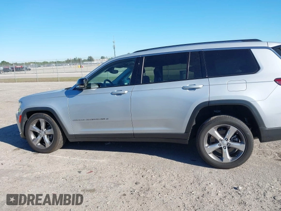 2022 Jeep Grand Cherokee Limited with VIN 1C4RJJBGXN8528951, listed as a IAAI auction lot 41819945 with 36,498 mi miles and . Bid and sale history available at DreamBid. Image 14.