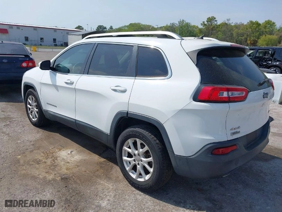 2015 Jeep Cherokee Latitude with VIN 1C4PJMCB4FW595084, listed as a IAAI auction lot 41880572 with 146,750 mi miles. Bid and sale history available at carsss.com. Image 3.