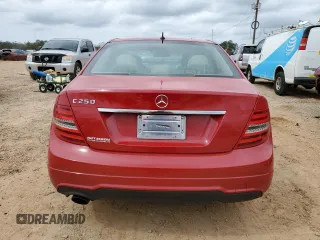2013 Mercedes-Benz C 250 Sport z VIN WDDGF4HB1DR275426, wystawiony jako Copart lot #47704875 z przebiegiem 95 061 mil mil oraz Szkoda całkowita • Salvage title. Historia ofert i sprzedaży dostępna na DreamBid. Obrazek 6.