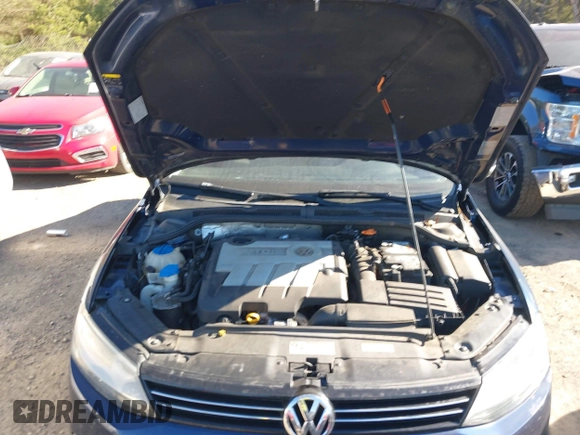 2014 Volkswagen Jetta TDI w/Premium with VIN 3VWLL7AJ8EM432471, listed as a IAAI auction lot 41695764 with 116,083 mi miles and . Bid and sale history available at DreamBid. Image 10.
