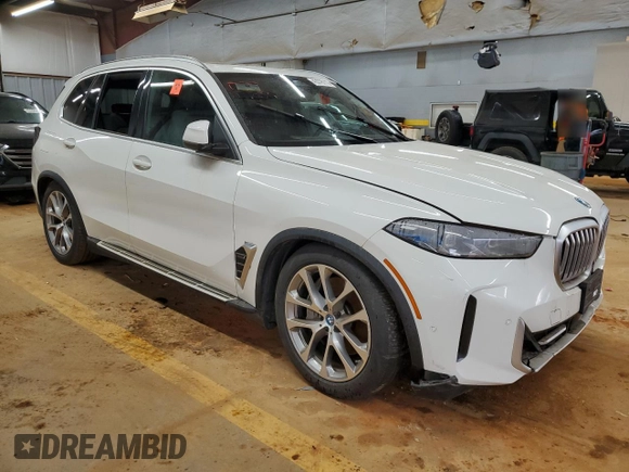 2024 BMW X5 xDrive50e with VIN 5UX43EU04R9U03843, listed as a Copart auction lot 43378115 with 0 mi miles and Non Repairable. Bid and sale history available at carsss.com. Image 4.