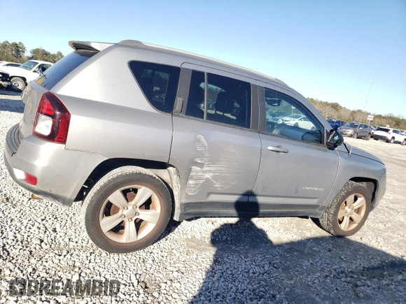 2017 Jeep Compass Sport with VIN 1C4NJCBBXHD118564, listed as a Copart auction lot 89397005 with 111,836 mi miles and Clean Title. Bid and sale history available at carsss.com. Image 3.