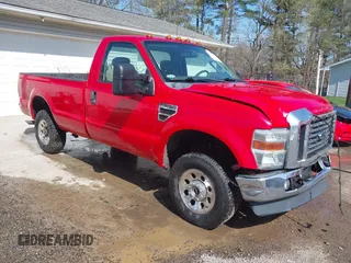 2009 Ford F-250 XL z VIN 1FTNF21599EB17750, wystawiony jako IAAI lot #41997462 z przebiegiem 167 371 mil mil oraz . Historia ofert i sprzedaży dostępna na DreamBid. Obrazek 1.