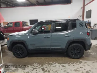 2017 Jeep Renegade Trailhawk z VIN ZACCJBCB4HPE86966, wystawiony jako IAAI lot #41502978 z przebiegiem 144 723 mil mil oraz . Historia ofert i sprzedaży dostępna na DreamBid. Obrazek 14.