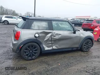 2018 MINI Hardtop Cooper S with VIN WMWXP7C59J2A47723, listed as a IAAI auction lot 41497829 with 31,461 mi miles and . Bid and sale history available at DreamBid. Image 13.