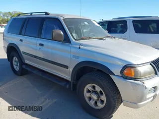 2003 Mitsubishi Montero Sport ES with VIN JA4LS21H13J011931, listed as a IAAI auction lot 41847642 with 113,559 mi miles. Bid and sale history available at carsss.com. Image 1.