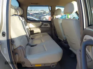 2004 Toyota Tundra SR5 with VIN 5TBET341X4S435475, listed as a IAAI auction lot 41772817 with 286,097 mi miles and . Bid and sale history available at DreamBid. Image 8.