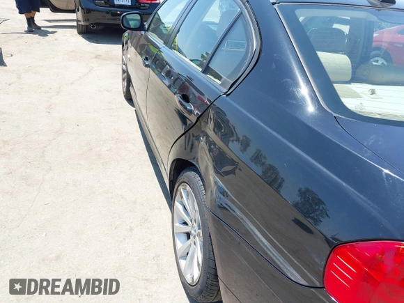 2011 BMW 3 Series 328i xDrive with VIN WBAPK5C52BA655168, listed as a IAAI auction lot 42384044 with 108,315 mi miles and . Bid and sale history available at DreamBid. Image 6.