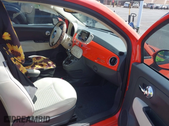 2017 FIAT 500 Pop z VIN 3C3CFFKR4HT508954, wystawiony jako IAAI lot #42262318 z przebiegiem 40 456 mil mil oraz . Historia ofert i sprzedaży dostępna na DreamBid. Obrazek 5.