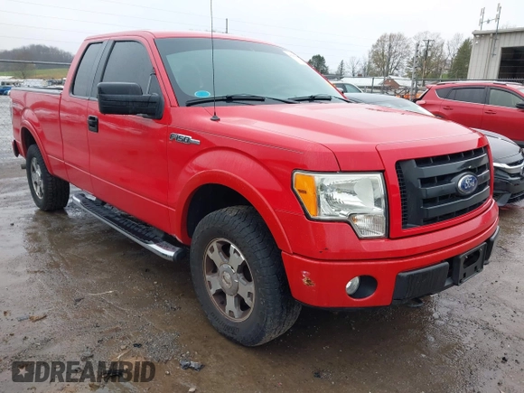 2010 Ford F-150 XL z VIN 1FTEX1EWXAFA69586, wystawiony jako IAAI lot #41947671 z przebiegiem 156 317 mil mil oraz . Historia ofert i sprzedaży dostępna na DreamBid. Obrazek 1.