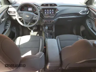 2022 Chevrolet TrailBlazer LT with VIN KL79MRSL7NB137453, listed as a Copart auction lot 51932945 with 32,962 mi miles and Salvage Title. Bid and sale history available at DreamBid. Image 8.