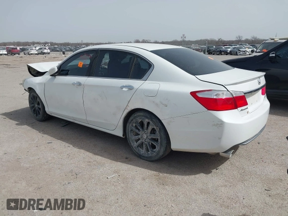2015 Honda Accord Sport with VIN 1HGCR2F58FA078872, listed as a IAAI auction lot 41752326 with Not Provided miles and . Bid and sale history available at DreamBid. Image 3.