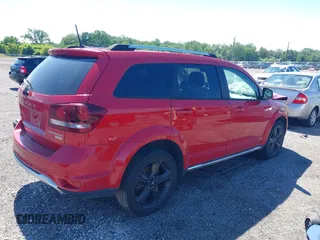 2019 Dodge Journey Crossroad z VIN 3C4PDCGG7KT809945, wystawiony jako IAAI lot #39659908 z przebiegiem 89 254 mil mil oraz . Historia ofert i sprzedaży dostępna na DreamBid. Obrazek 4.