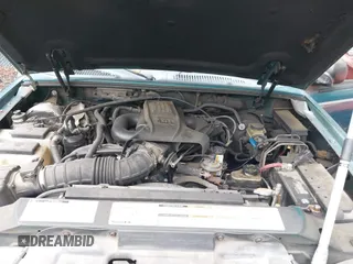 1998 Ford Explorer XL с VIN 1FMZU34E8WUC32300, выставлен на аукционе IAAI как лот 42506326 с пробегом 282 238 миль миль и . История ставок и продаж доступна на DreamBid. Изображение 10.