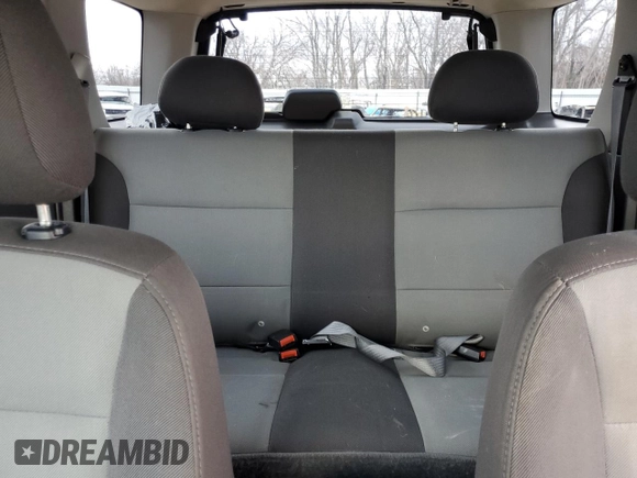 2004 Ford Escape XLS with VIN 1FMYU02144DA18217, listed as a Copart auction lot 43136895 with 135,424 mi miles and Salvage Title. Bid and sale history available at DreamBid. Image 10.
