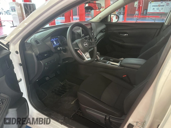 2024 Nissan Sentra SV with VIN 3N1AB8CV6RY295213, listed as a IAAI auction lot 42796157 with 17,859 mi miles and . Bid and sale history available at DreamBid. Image 6.