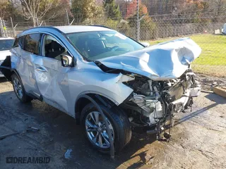 2016 Nissan Murano SL with VIN 5N1AZ2MH0GN127393, listed as a IAAI auction lot 41847066 with 138,766 mi miles. Bid and sale history available at carsss.com. Image 1.