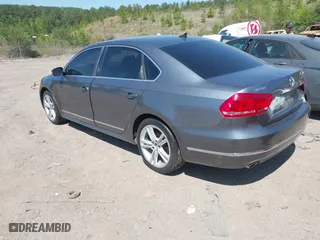 2013 Volkswagen Passat SEL Premium with VIN 1VWCM7A34DC055684, listed as a IAAI auction lot 42039636 with 167,746 mi miles. Bid and sale history available at carsss.com. Image 3.
