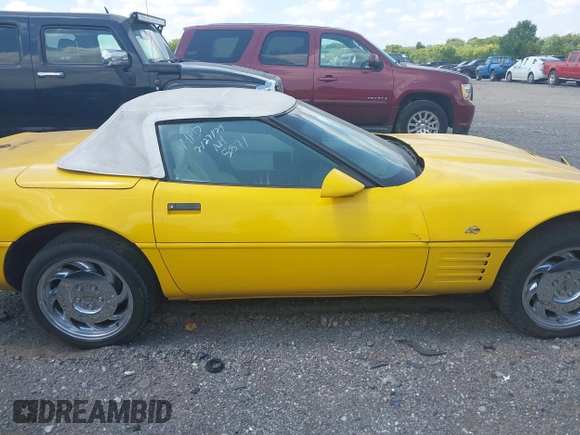 1993 Chevrolet Corvette with VIN 1G1YY33P3P5105871, listed as a IAAI auction lot 42436099 with 104,923 mi miles and . Bid and sale history available at DreamBid. Image 13.