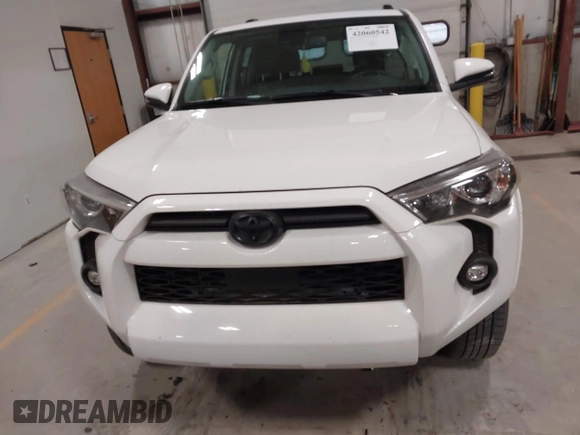 2022 Toyota 4Runner SR5 Premium с VIN JTENU5JR1N6056873, выставлен на аукционе IAAI как лот 42060542 с пробегом 41 883 миль миль и . История ставок и продаж доступна на DreamBid. Изображение 13.