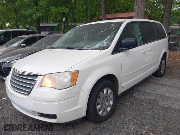 2009 Chrysler Town & Country LX with VIN 2A8HR44E39R606779, listed as a IAAI auction lot 42059256 with 177,228 mi miles and . Bid and sale history available at DreamBid. Image 2.