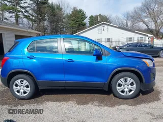 2015 Chevrolet Trax LS with VIN KL7CJKSBXFB235486, listed as a IAAI auction lot 41875595 with 125,301 mi miles. Bid and sale history available at carsss.com. Image 13.