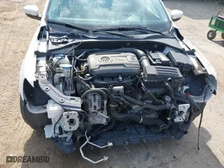 2015 Volkswagen Passat 1.8T Wolfsburg Ed with VIN 1VWAT7A39FC006249, listed as a IAAI auction lot 40204853 with 137,392 mi miles. Bid and sale history available at carsss.com. Image 6.