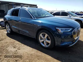 2019 Audi e-tron Prestige with VIN WA1VABGE3KB021636, listed as a Copart auction lot 54735895 with 72,774 mi miles and Salvage Title. Bid and sale history available at DreamBid. Image 4.