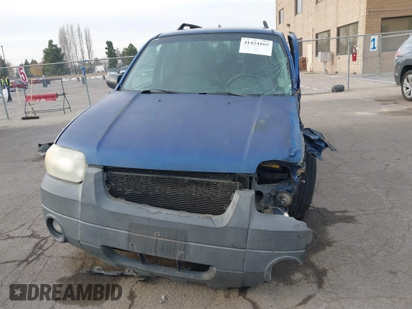 2007 Ford Escape Hybrid with VIN 1FMYU59H97KB98973, listed as a IAAI auction lot 41424165 with 1 mi miles. Bid and sale history available at carsss.com. Image 13.