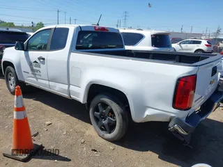 2018 Chevrolet Colorado 2WD Work Truck z VIN 1GCHSBEA8J1149178, wystawiony jako IAAI lot #42201189 z przebiegiem 128 046 mil mil oraz . Historia ofert i sprzedaży dostępna na DreamBid. Obrazek 3.