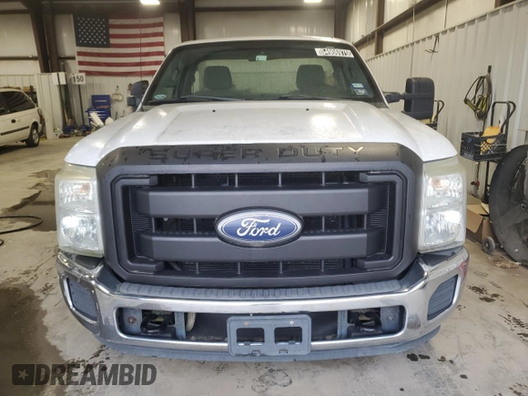 2011 Ford F-250 XL with VIN 1FTBF2A62BEA55898, listed as a Copart auction lot 54906975 with 151,512 mi miles and Clean title. Bid and sale history available at DreamBid. Image 5.