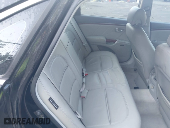 2006 Hyundai Azera SE with VIN KMHFC46F96A118471, listed as a IAAI auction lot 40162578 with 125,070 mi miles and . Bid and sale history available at DreamBid. Image 8.