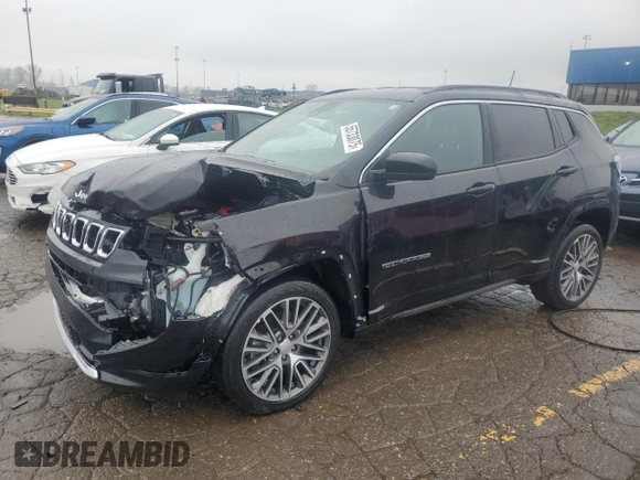 2023 Jeep Compass (RED) Edition z VIN 3C4NJDCNXPT501816, wystawiony jako Copart lot #55733075 z przebiegiem 25 039 mil mil oraz Szkoda całkowita • Salvage title. Historia ofert i sprzedaży dostępna na DreamBid. Obrazek 1.