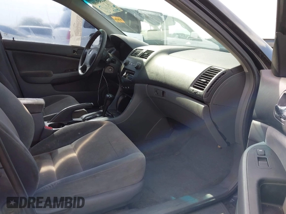 2003 Honda Accord LX z VIN 3HGCM563X3G703798, wystawiony jako IAAI lot #42245680 z przebiegiem 200 875 mil mil oraz . Historia ofert i sprzedaży dostępna na DreamBid. Obrazek 5.
