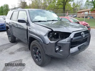 2021 Toyota 4Runner SR5 with VIN JTEMU5JR8M5855842, listed as a IAAI auction lot 42016331 with 87,455 mi miles and . Bid and sale history available at DreamBid. Image 6.