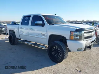 2009 Chevrolet Silverado 1500 LT with VIN 3GCEC23J89G284239, listed as a IAAI auction lot 41394941 with 341,236 mi miles. Bid and sale history available at carsss.com. Image 1.