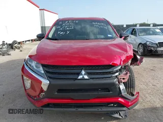 2020 Mitsubishi Eclipse Cross LE z VIN JA4AT4AA5LZ001536, wystawiony jako IAAI lot #41916001 z przebiegiem 93 445 mil mil oraz . Historia ofert i sprzedaży dostępna na DreamBid. Obrazek 13.