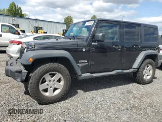2013 Jeep Wrangler Unlimited Sport z VIN 1C4HJWDG2DL698061, wystawiony jako Copart lot #57823945 z przebiegiem 144 558 mil mil oraz Tytuł czysty. Historia ofert i sprzedaży dostępna na DreamBid. Obrazek 1.