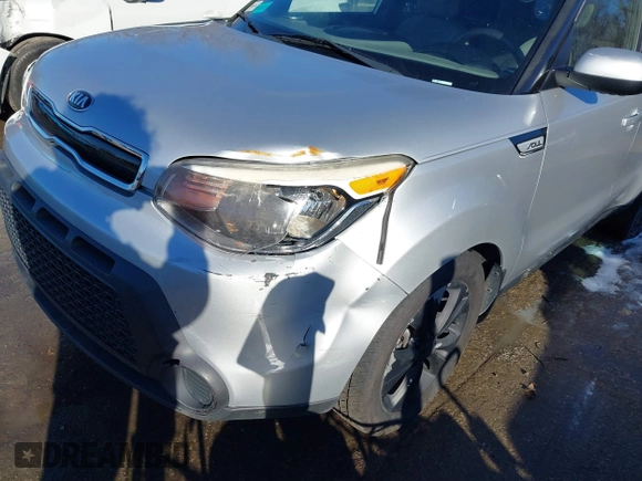 2015 Kia Soul + with VIN KNDJP3A52F7814968, listed as a IAAI auction lot 41655497 with 113,804 mi miles. Bid and sale history available at carsss.com. Image 6.
