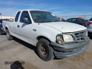 2003 Ford F-150 XL with VIN 1FTRX17213NA81064, listed as a IAAI auction lot 41796923 with 339,333 mi miles. Bid and sale history available at carsss.com. Image 1.